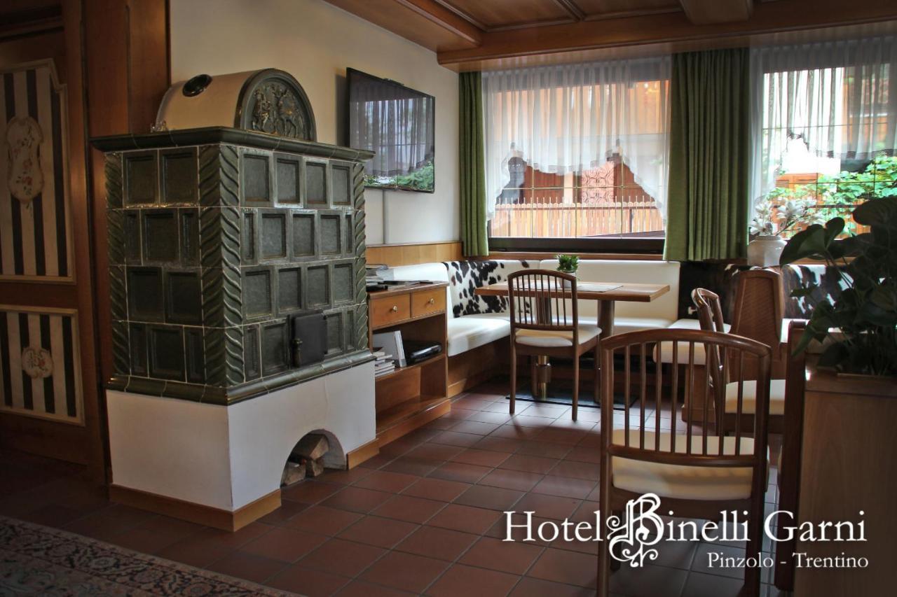 Hotel Binelli Pinzolo Exteriör bild